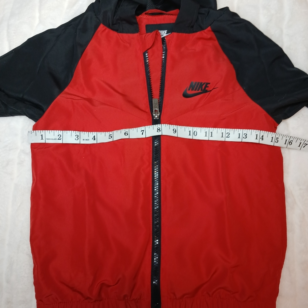 Nike Boys Red Black Dri-FIT Hooded Windbreaker Jacket Size 6 NWT - Picture 3 of 11